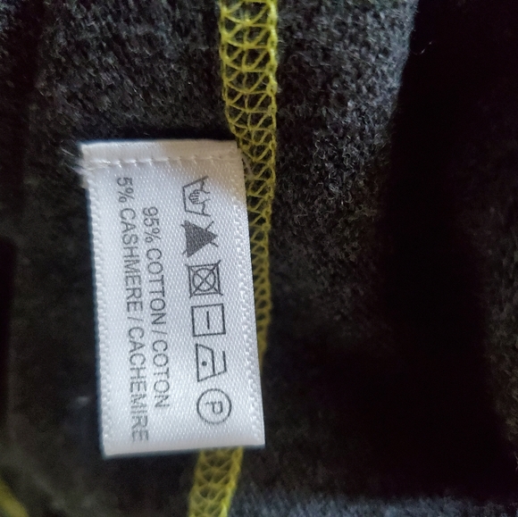 Lisa Todd gray long sleeve elevated tee. Reduced - Picture 6 of 8